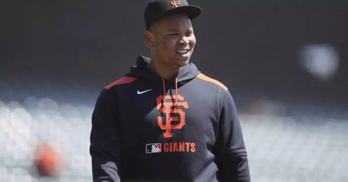 Rafael Devers explains why he is willing to play first base for the Giants but not the Red Sox