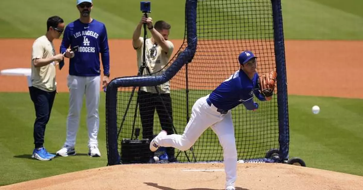 Shohei Ohtani throws 29 pitches in 2nd live batting practice since elbow surgery