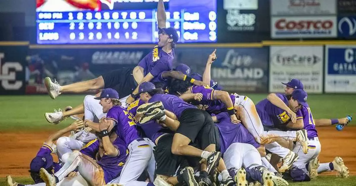 59-0! NAIA champion LSU Shreveport is the first college baseball team on record to go unbeaten