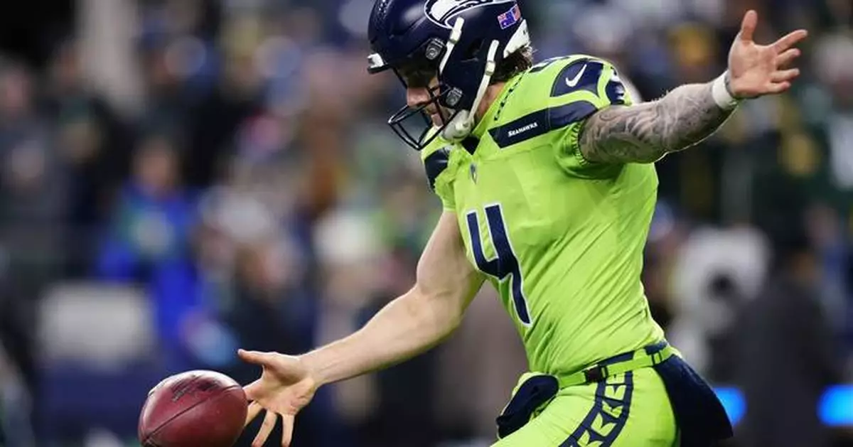 Seahawks punter Michael Dickson signs 4-year contract extension
