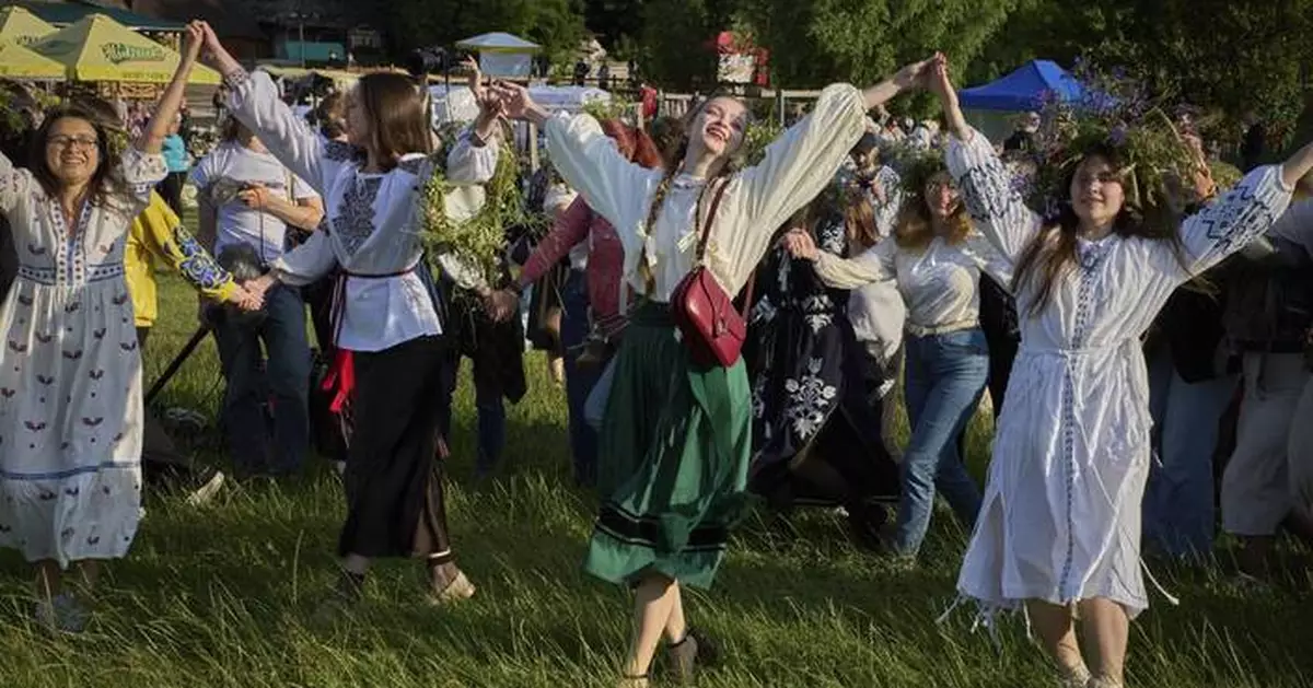 Ukrainians celebrate midsummer traditions with song, dance and fire