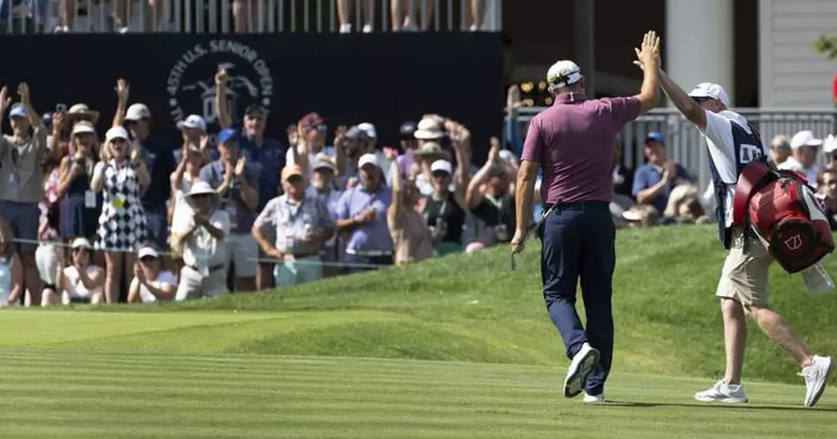 At US Senior Open, Harrington hangs on, wins head-to-head showdown with Cink