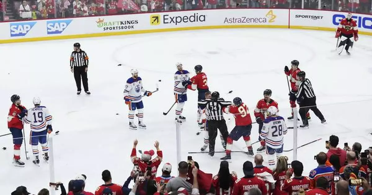 Brad Marchand embraces Panthers' rat-throwing tradition, which goes back 30 years