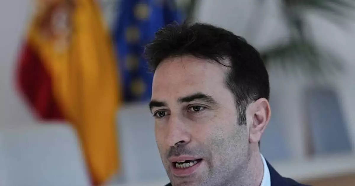 Spain's economy minister says 'overtourism' challenges need to be addressed