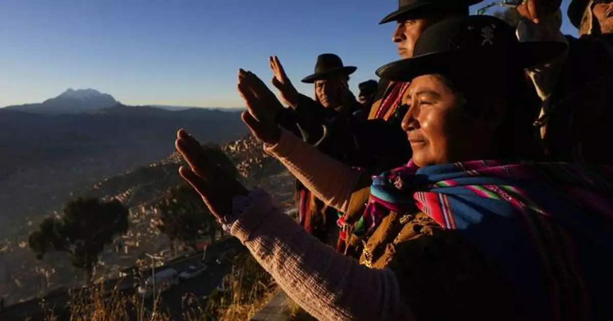 Photos of Bolivians ushering in the Andean New Year 5533 with sunrise celebrations