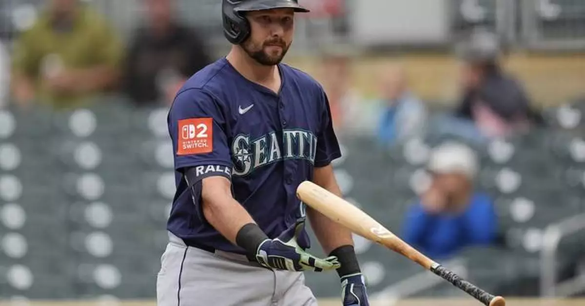 Mariners' Garver leaves game after foul ball off mask, forcing Raleigh to catch and forfeit DH