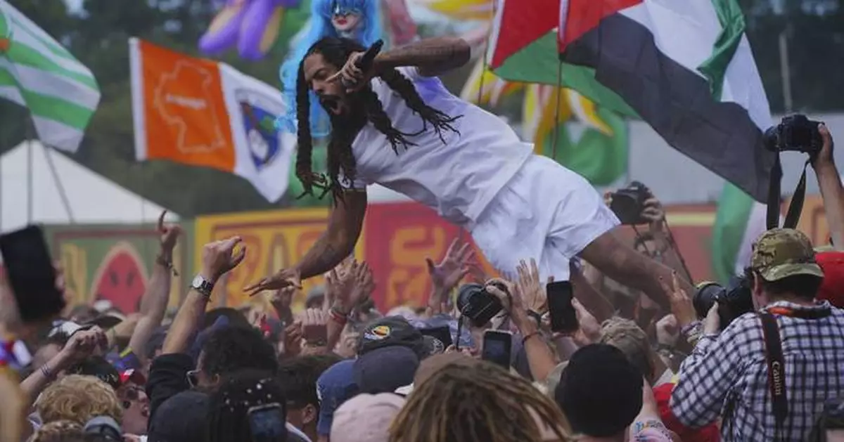 UK police probe Bob Vylan's festival chants against Israeli military, as US revokes band's visas