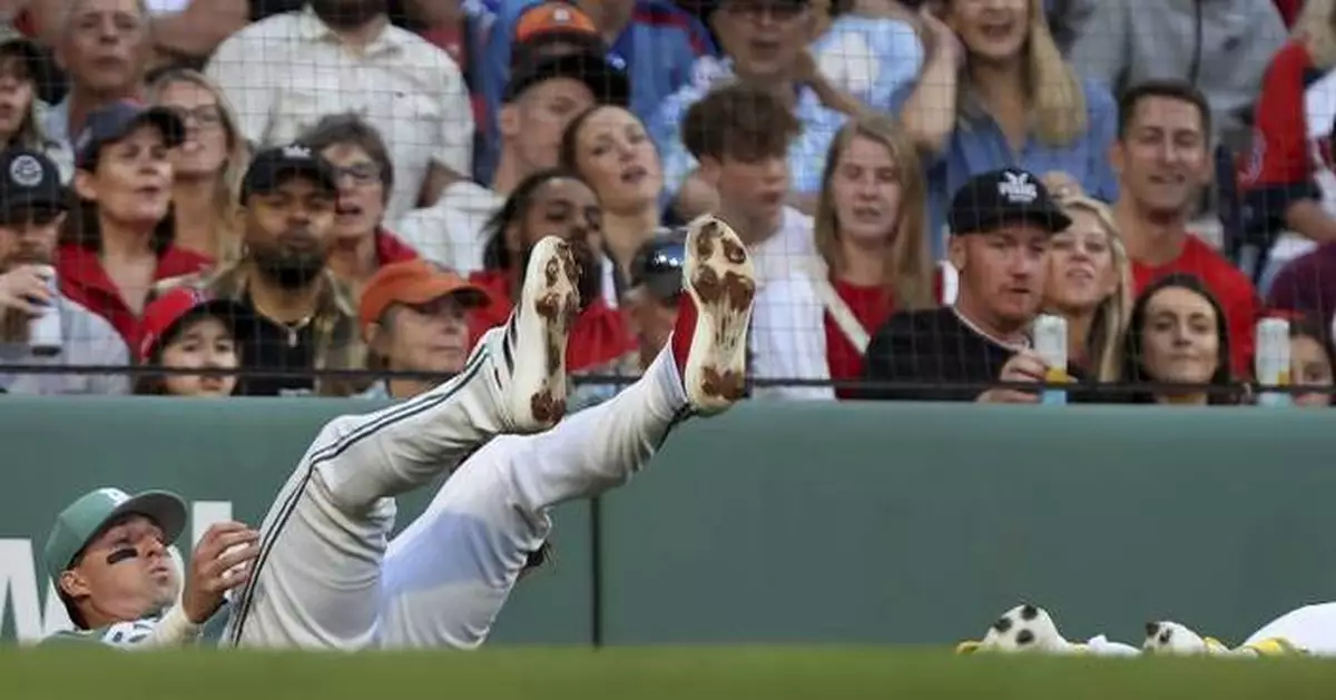 José Berríos, Blue Jays bullpen keep Red Sox bats silent in 9-0 series-opening win