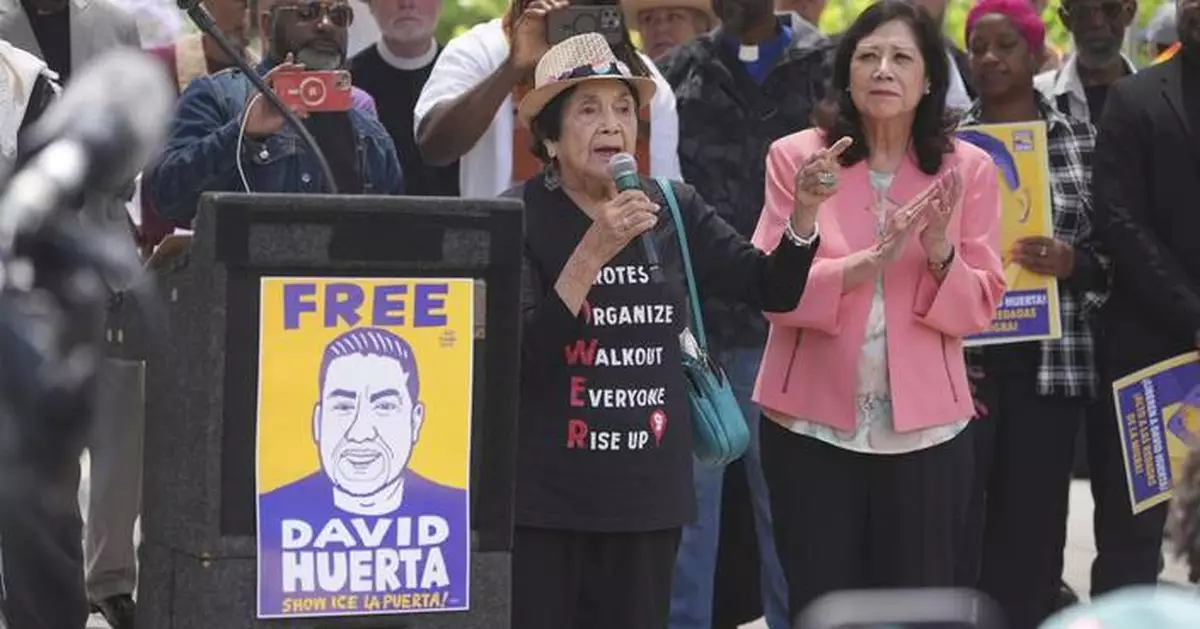 California labor leader charged with impeding officer during immigration crackdown