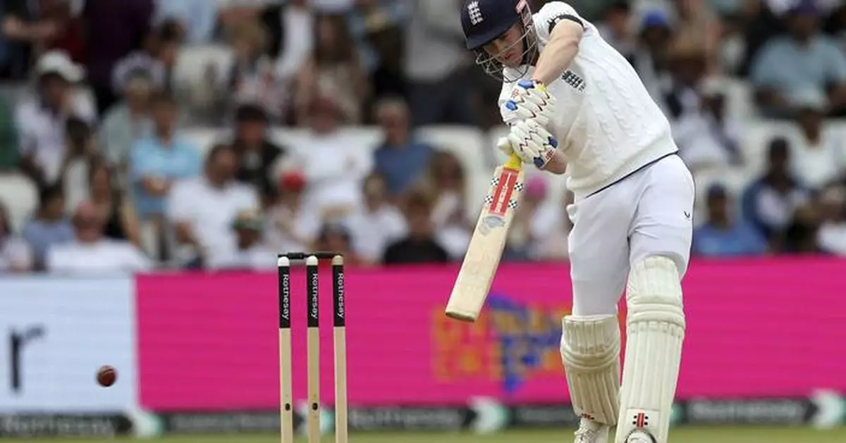 India leads England by 96 after Day 3 with Headingley test still finely poised