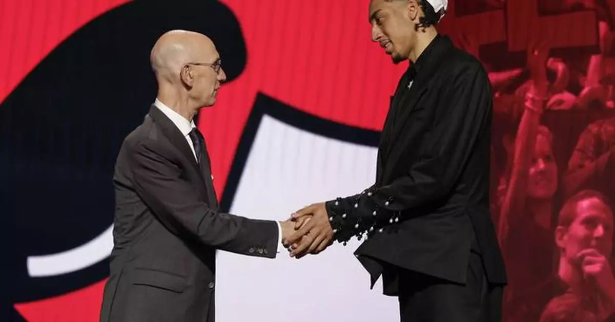 Bulls take 18-year-old Essengue at No. 12. Their Central rivals select older players in 2nd round