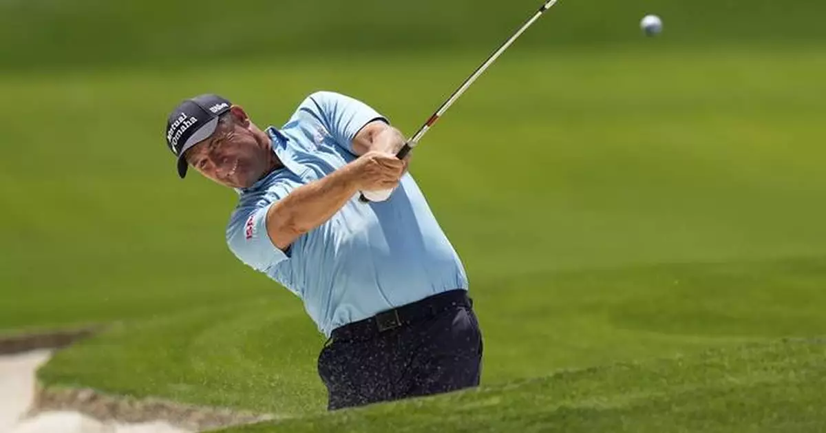 For Harrington, one bogey outshines the birdies and keeps him in share of lead at US Senior Open