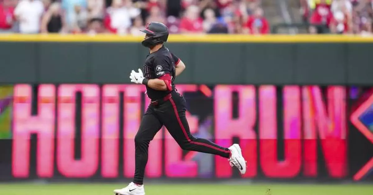 Nick Martinez and Spencer Steer just miss making history in Reds' 8-1 win over Padres
