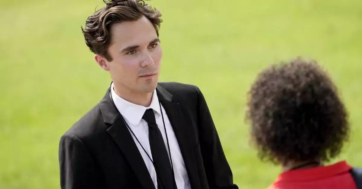 David Hogg won't try to keep his DNC role amid dispute over Democratic primaries