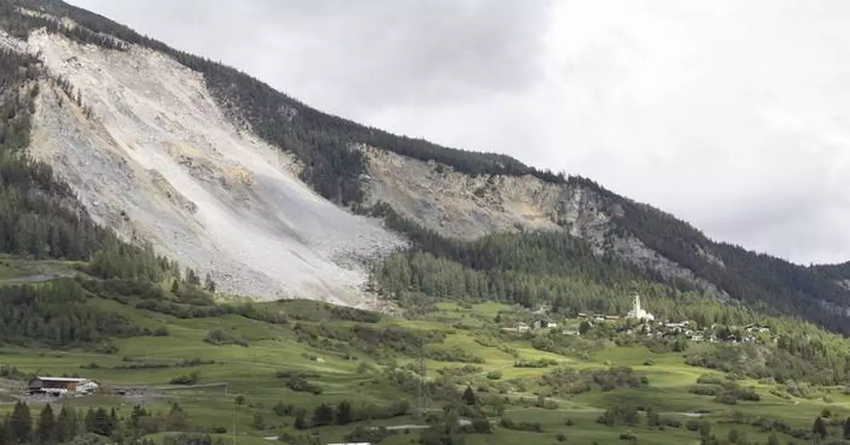 Swiss village evacuated over threat of rockslide