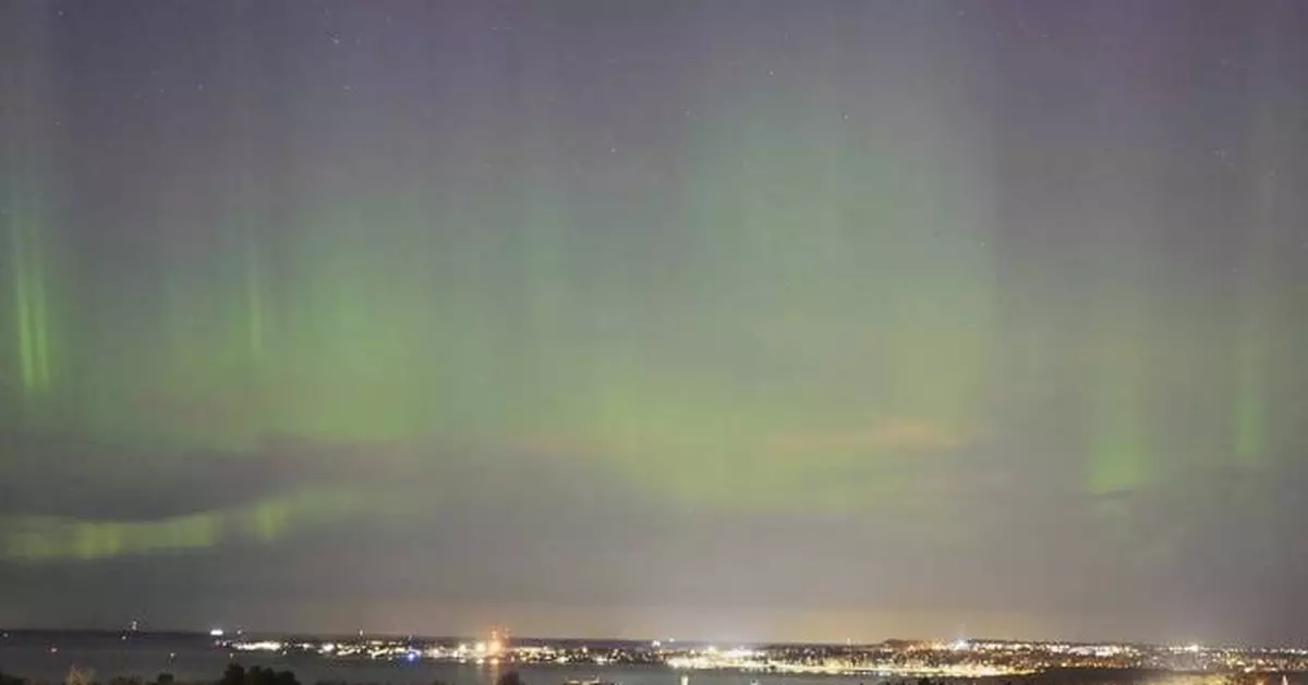 One Tech Tip: How to use your smartphone to photograph the Northern Lights