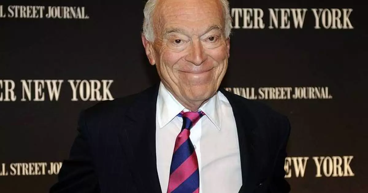 Leonard Lauder, philanthropist who globalized family cosmetic business, dies at age 92