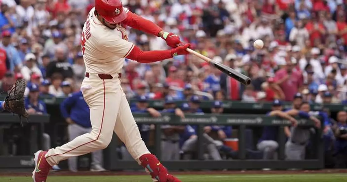 Nolan Arenado’s ninth-inning RBI double lifts the Cardinals over the Dodgers 2-1