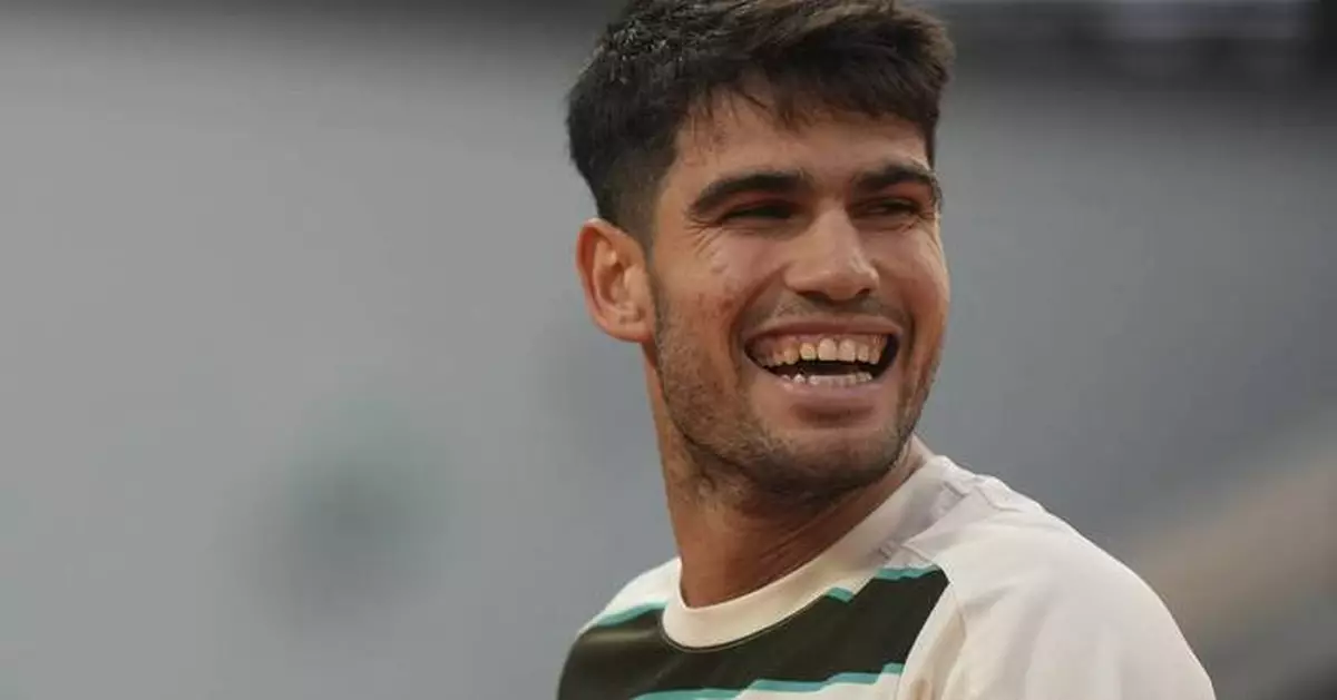 French Open: Carlos Alcaraz beats a hurting Tommy Paul 6-0, 6-1, 6-4 to return to the semifinals