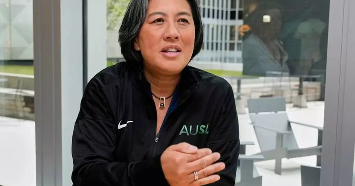 Athletes Unlimited Softball League opens with high hopes and support from MLB and USA Softball