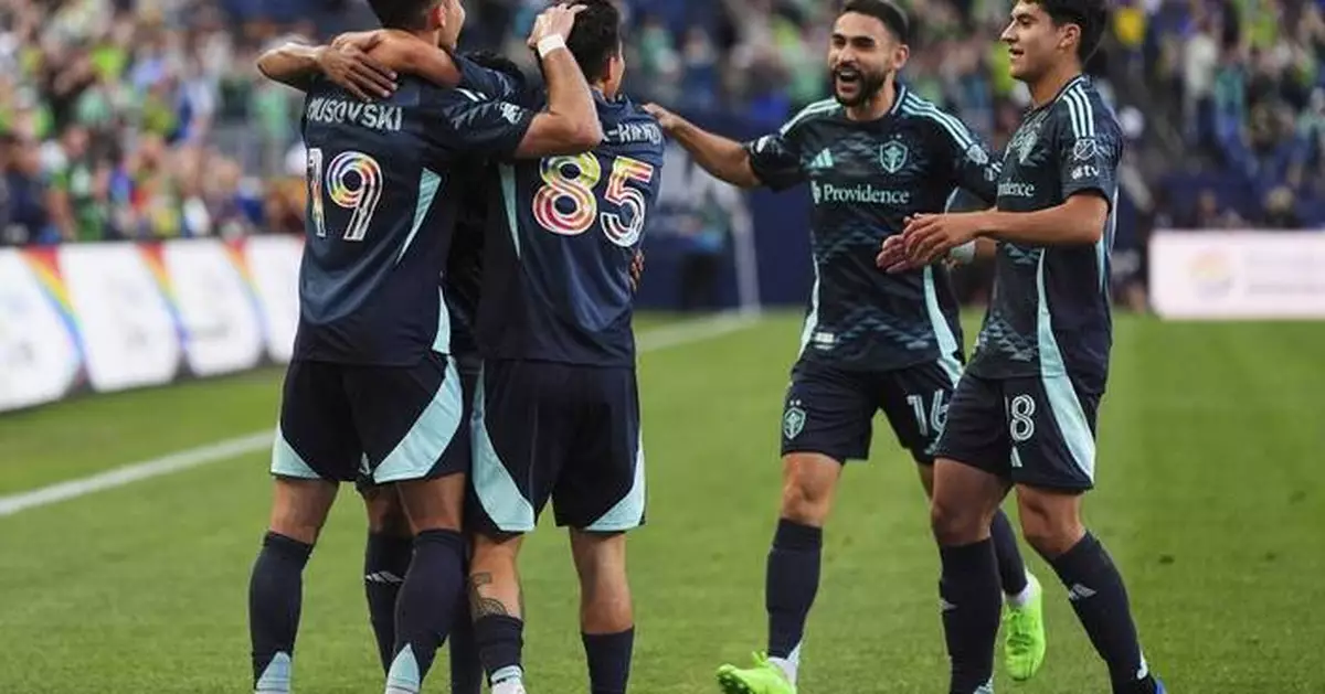 Ferreira, Musovski score goals to lead Seattle's 2-0 win over Austin; Rusnák reaches MLS milestone
