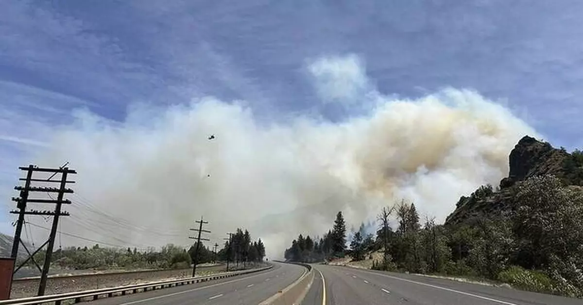 Oregon wildfire prompts evacuations and closes interstate in Columbia River Gorge