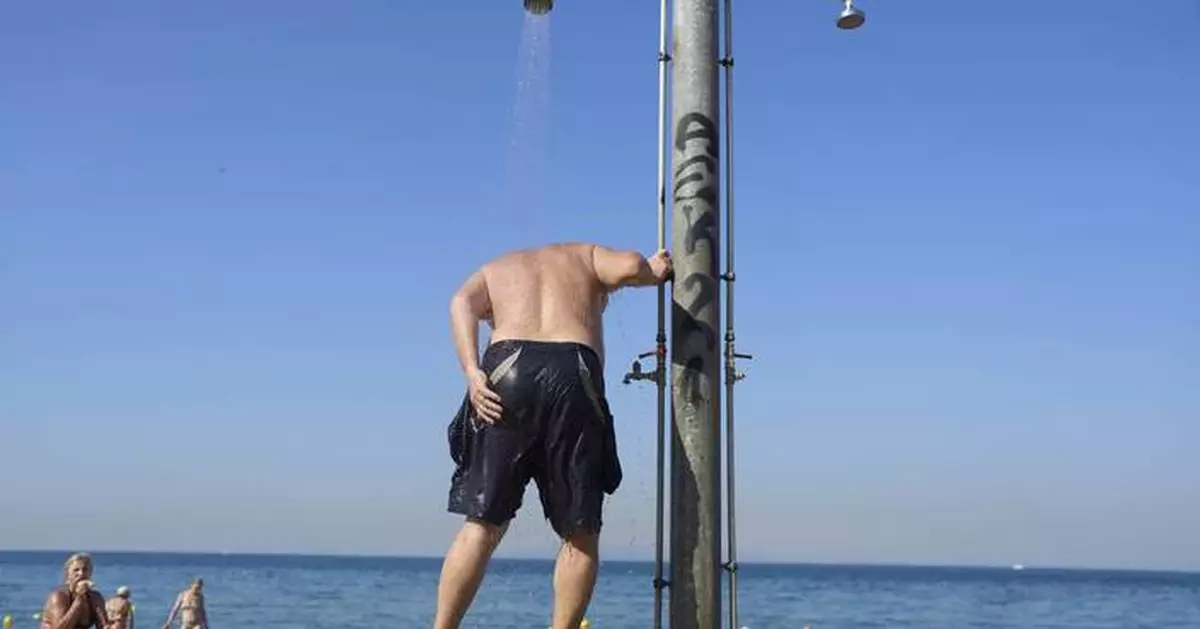 Photos show how extreme heat is affecting parts of Europe