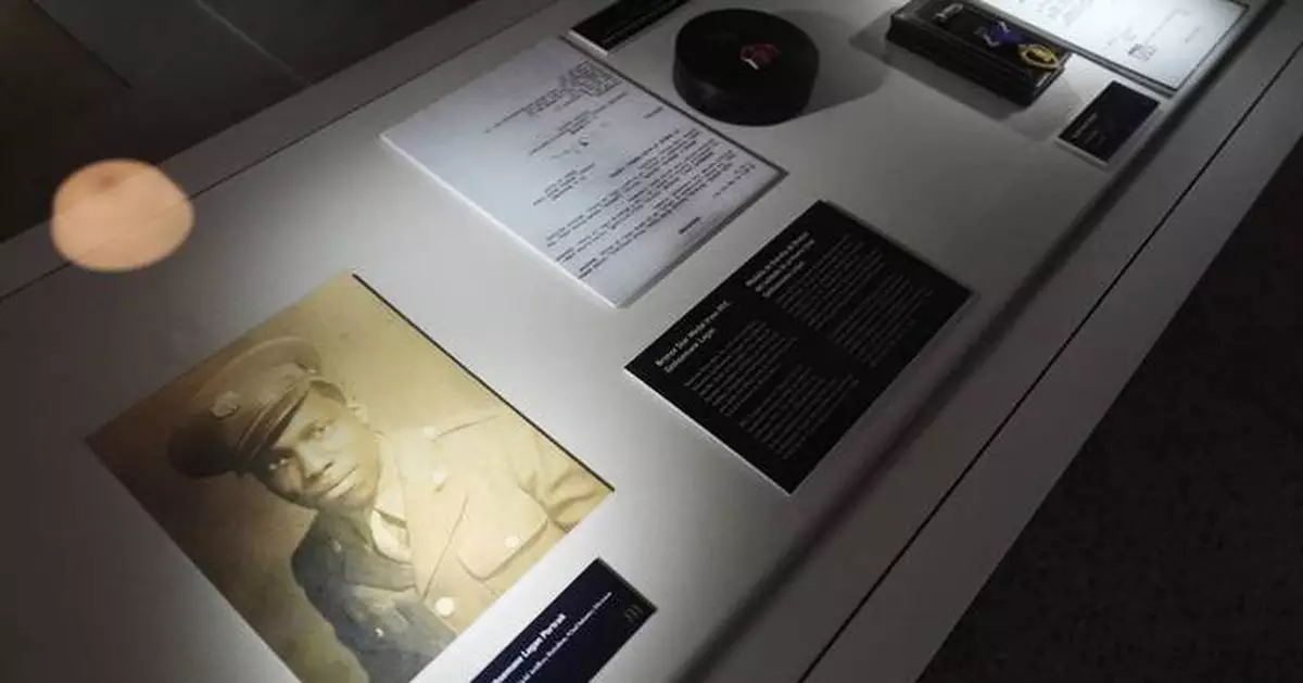 Fans criticize Beyoncé for shirt calling Native Americans 'the enemies of peace'