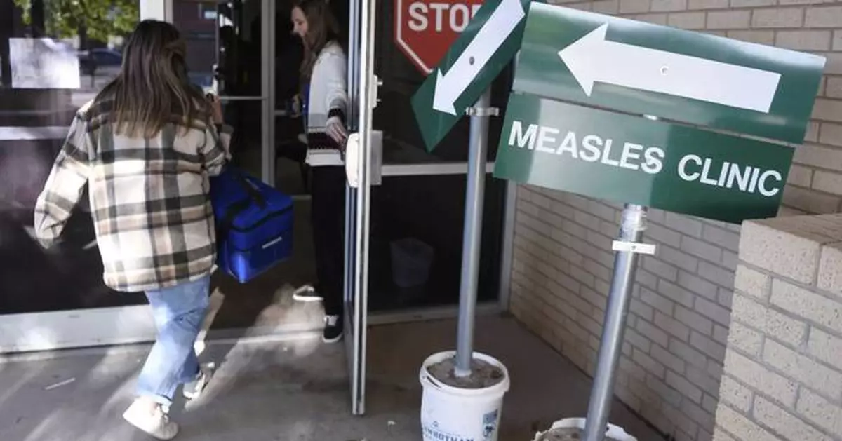 All international travelers should get measles vaccinations, CDC says