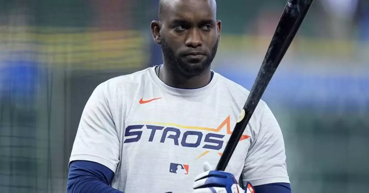 Yordan Alvarez's return delayed by newly discovered hand fracture