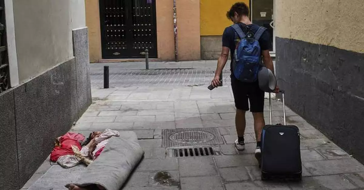 Spanish government says housing market is not a 'free for all' after recent crackdown on Airbnb