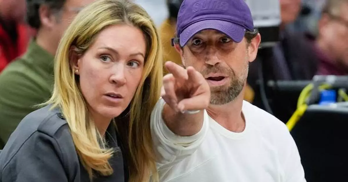 White Sox reach agreement for potential future sale of controlling interest to Justin Ishbia