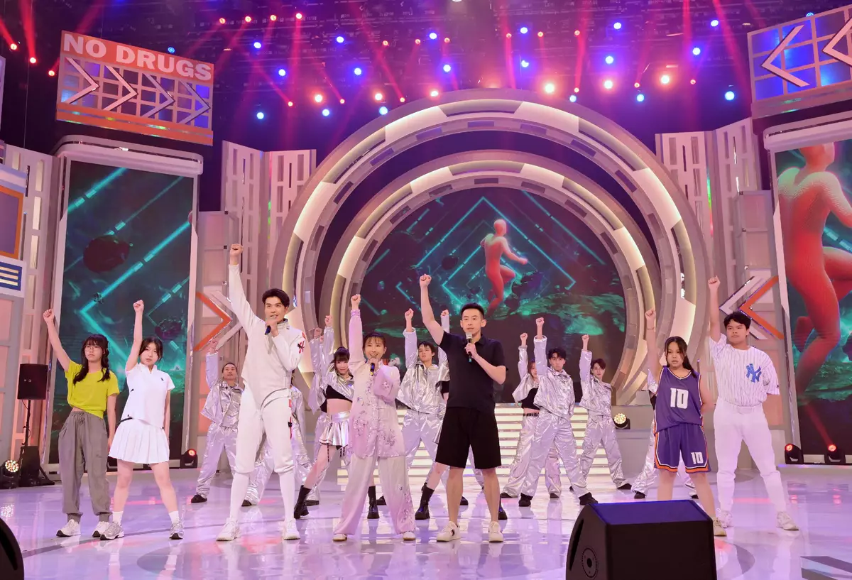 Anti-drug variety TV programme reviews 60 years of anti-drug history envisioning drug-free Hong Kong (with photos/video) Source: HKSAR Government Press Releases