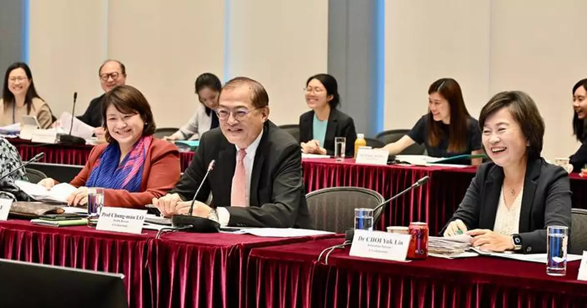 Task Group Reviews Proposals for Hong Kong's Third Medical School with Three Universities