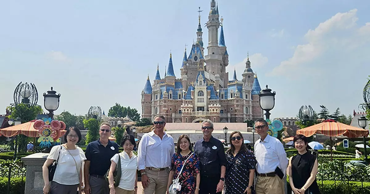 Miss Rosanna Law Strengthens Cultural Ties During Shanghai Visit, Emphasizing Creative Collaboration and Sports Development.