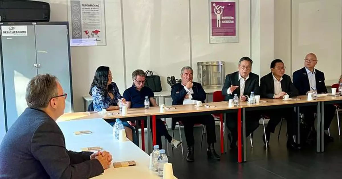 Hong Kong's Commerce Secretary Promotes Business Opportunities During France Visit