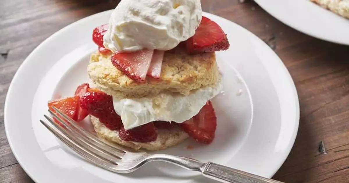 Don't let the season go by without making strawberry shortcake