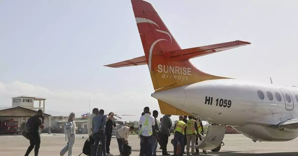 Haiti's first domestic flight takes off since gangs halted commercial air travel last year