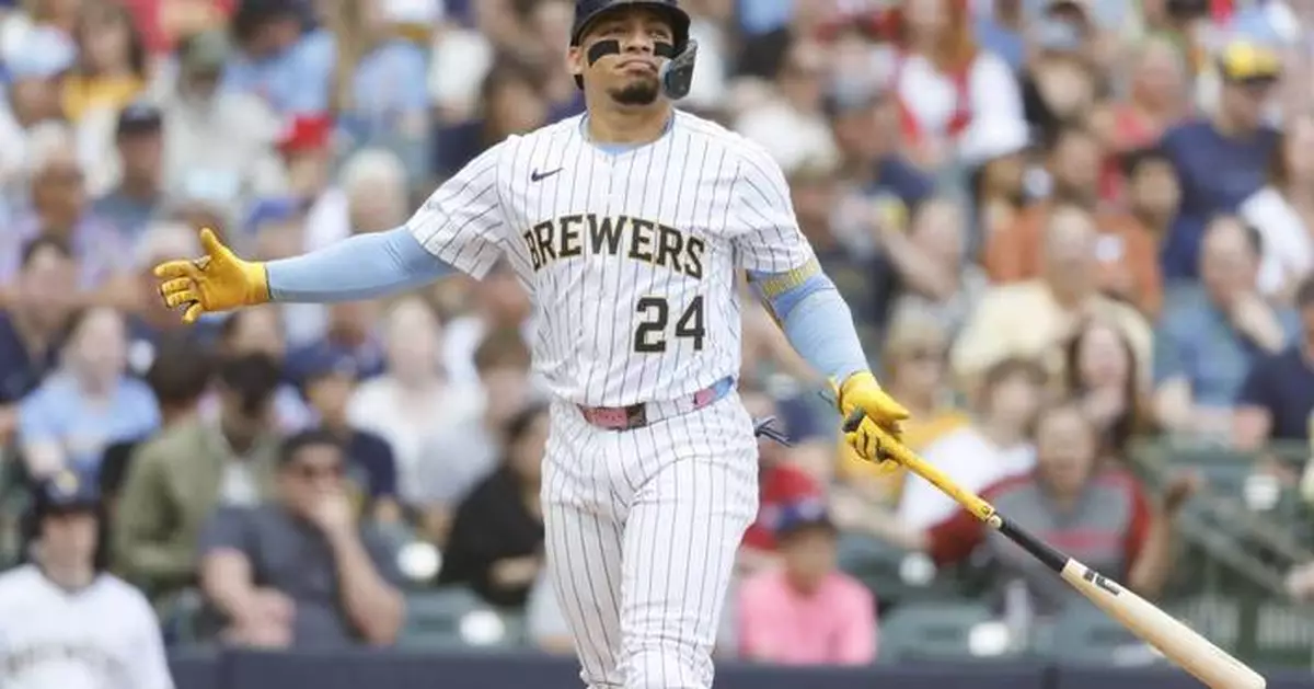 Willson and William Contreras first pair of brothers to homer in same inning as opponents since 1933