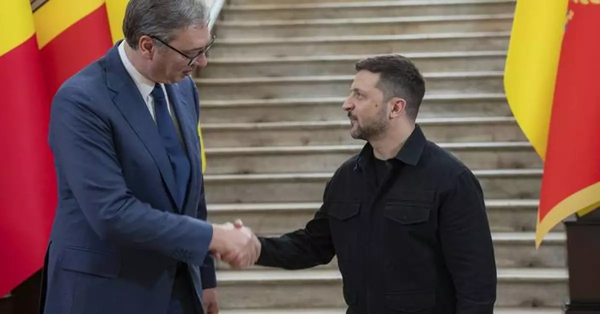 Serbia's Moscow-friendly president visits Ukraine but refuses to sign 'anti-Russian' declaration