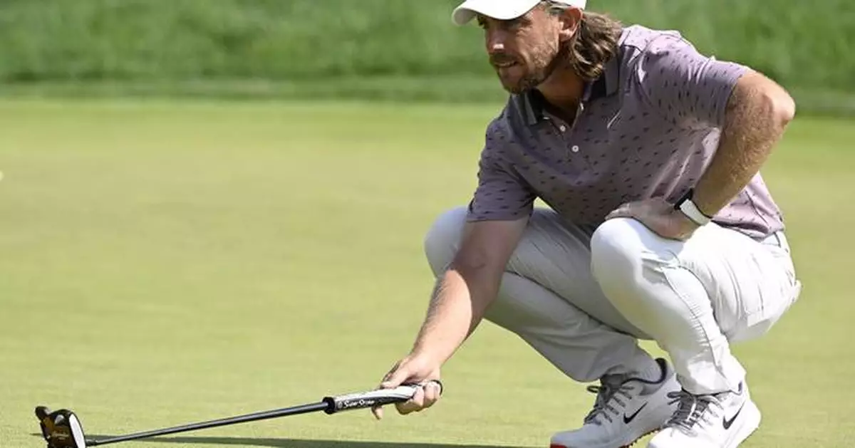 Fleetwood seizes control after Scheffler blowup and leads Travelers by 3