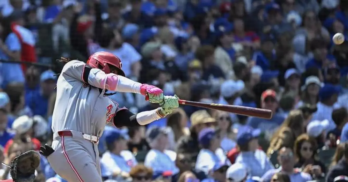 Reds star Elly De La Cruz homers after learning of the death of his sister