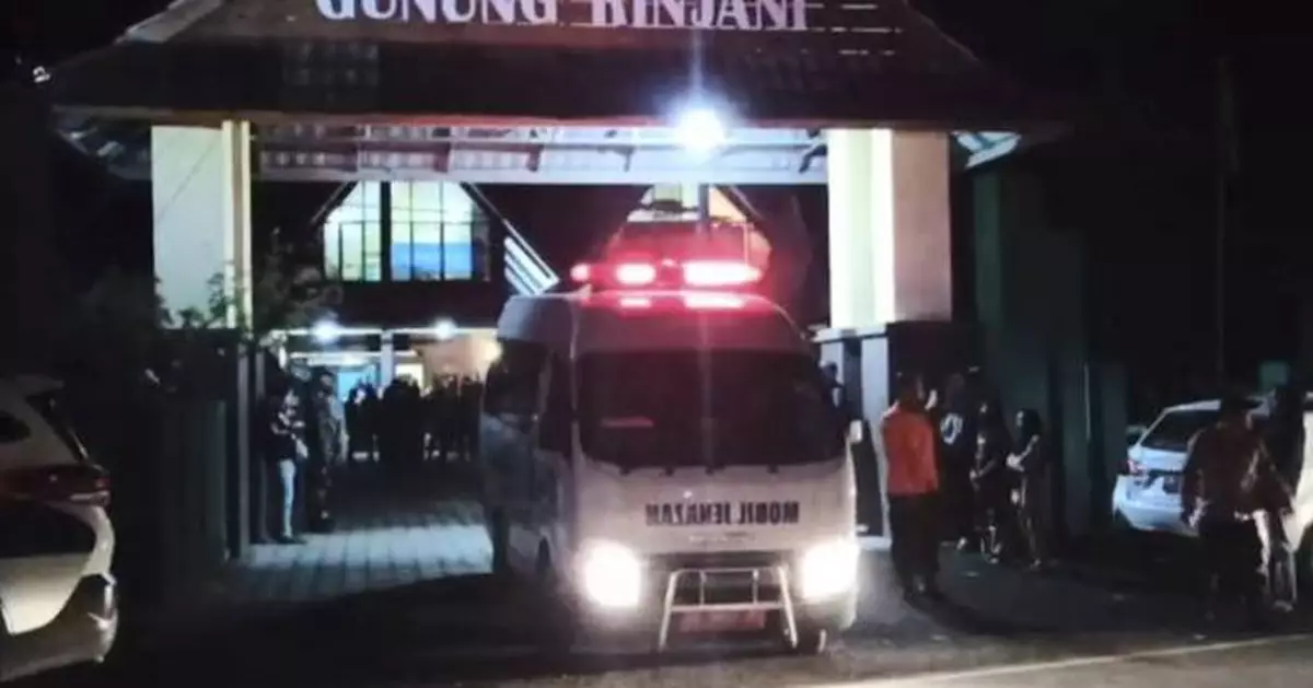 Rescuers retrieve body of Brazilian hiker who fell from Indonesian volcano