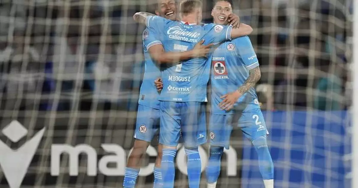 Cruz Azul beats the Vancouver Whitecaps 5-0 for the CONCACAF Champions Cup title