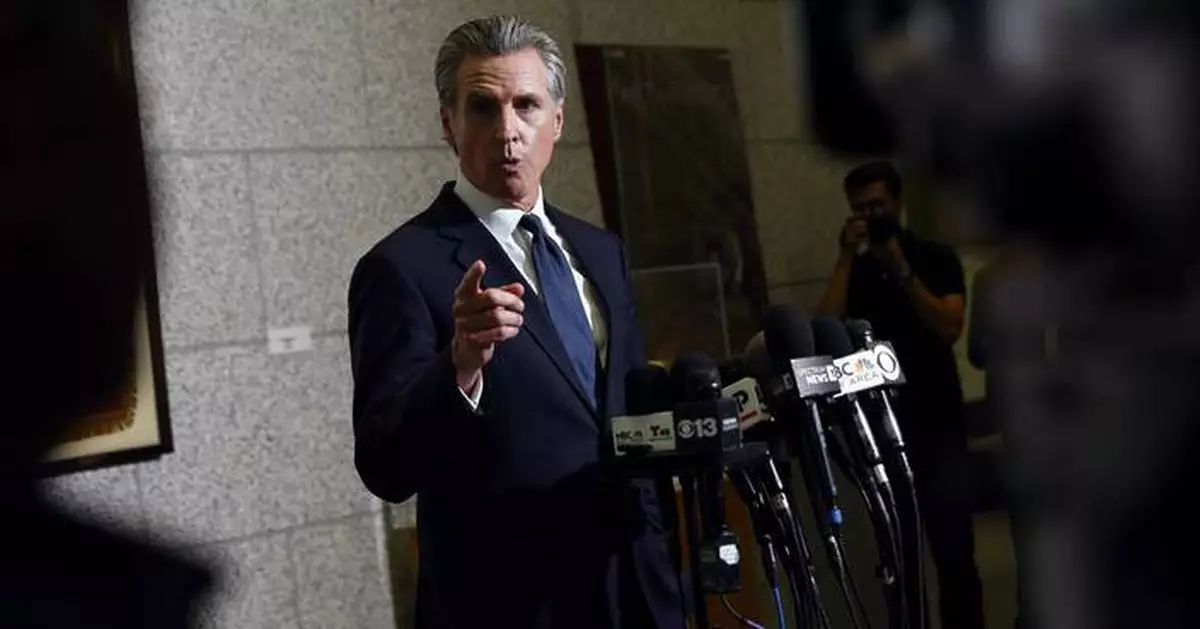 Appeals court lets Trump keep control of National Guard troops deployed to Los Angeles