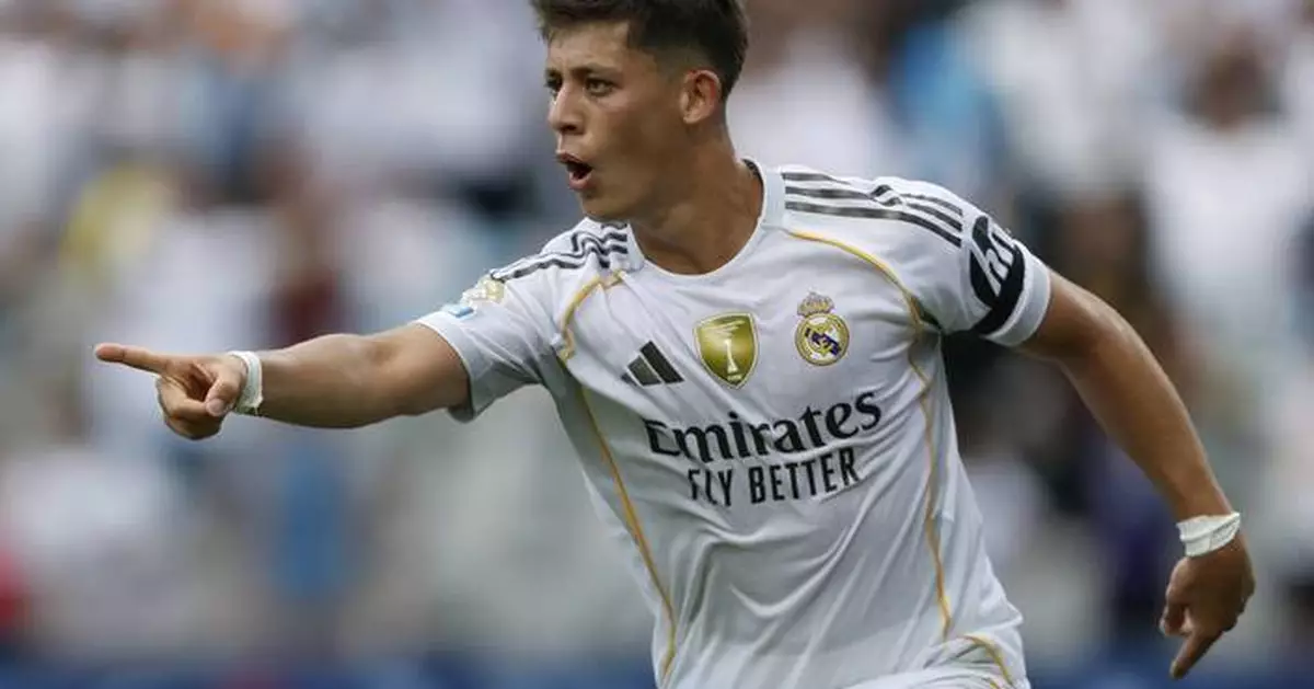 Real Madrid beats Pachuca 3-1 in Club World Cup while playing most of the match with 10 men