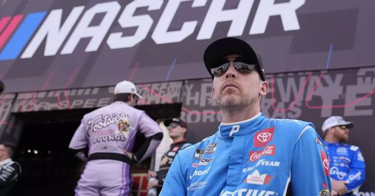 Hamlin undeterred by ruling siding with NASCAR in lawsuit filed by Jordan-owned 23XI and Front Row