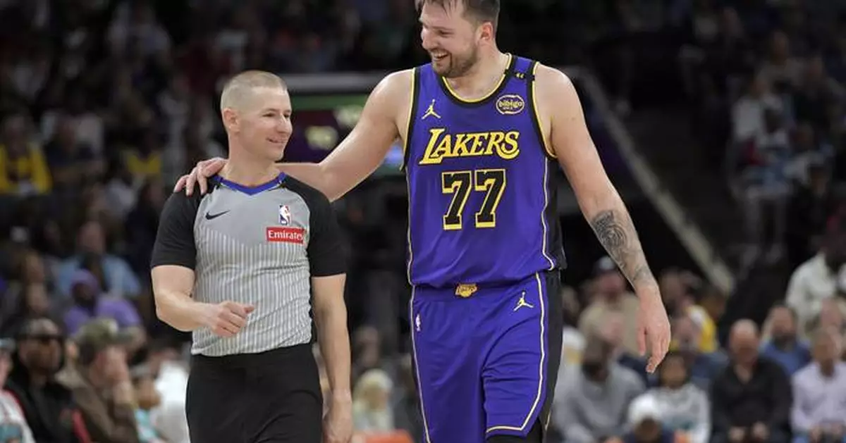 Tyler Ford, Ben Taylor picked to work NBA Finals for the 1st time. The famed 'white jacket' awaits