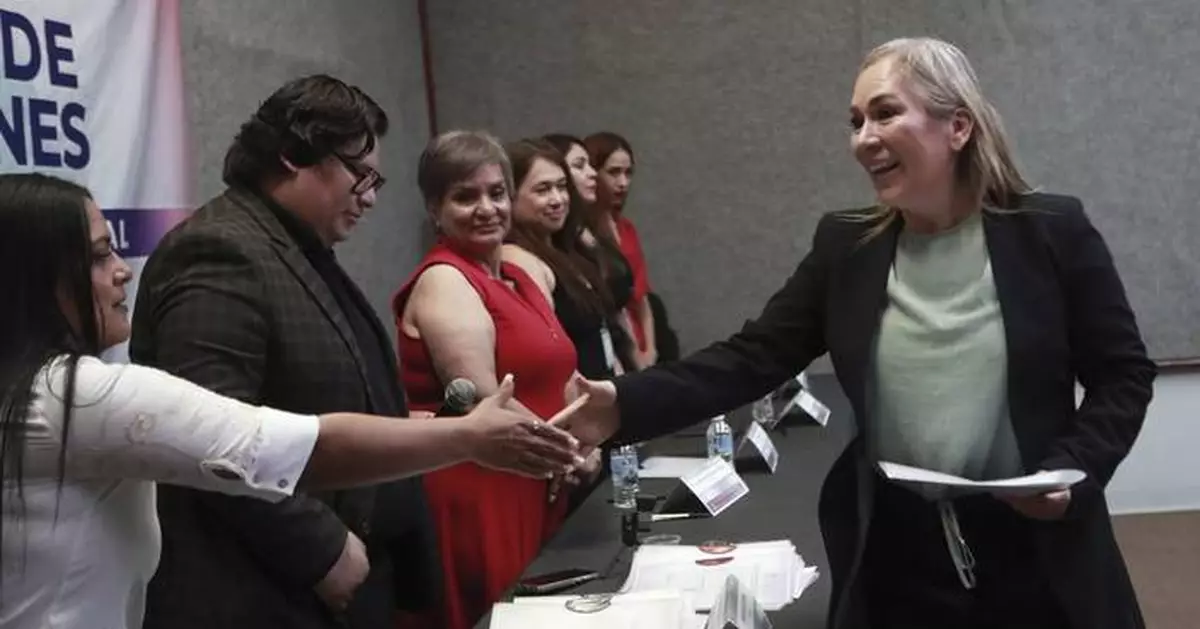 Lawyer who once defended drug kingpin 'El Chapo' questions critics of her judicial victory