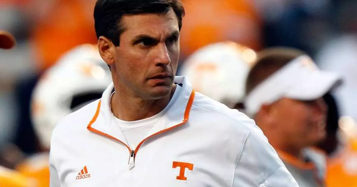 Former Tennessee football coach Derek Dooley eyes GOP Senate run against Jon Ossoff in Georgia